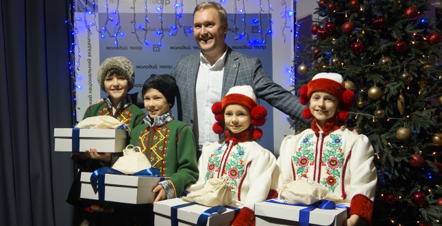 Олександр Поповцев привітав дітей із Днем святого Миколая
